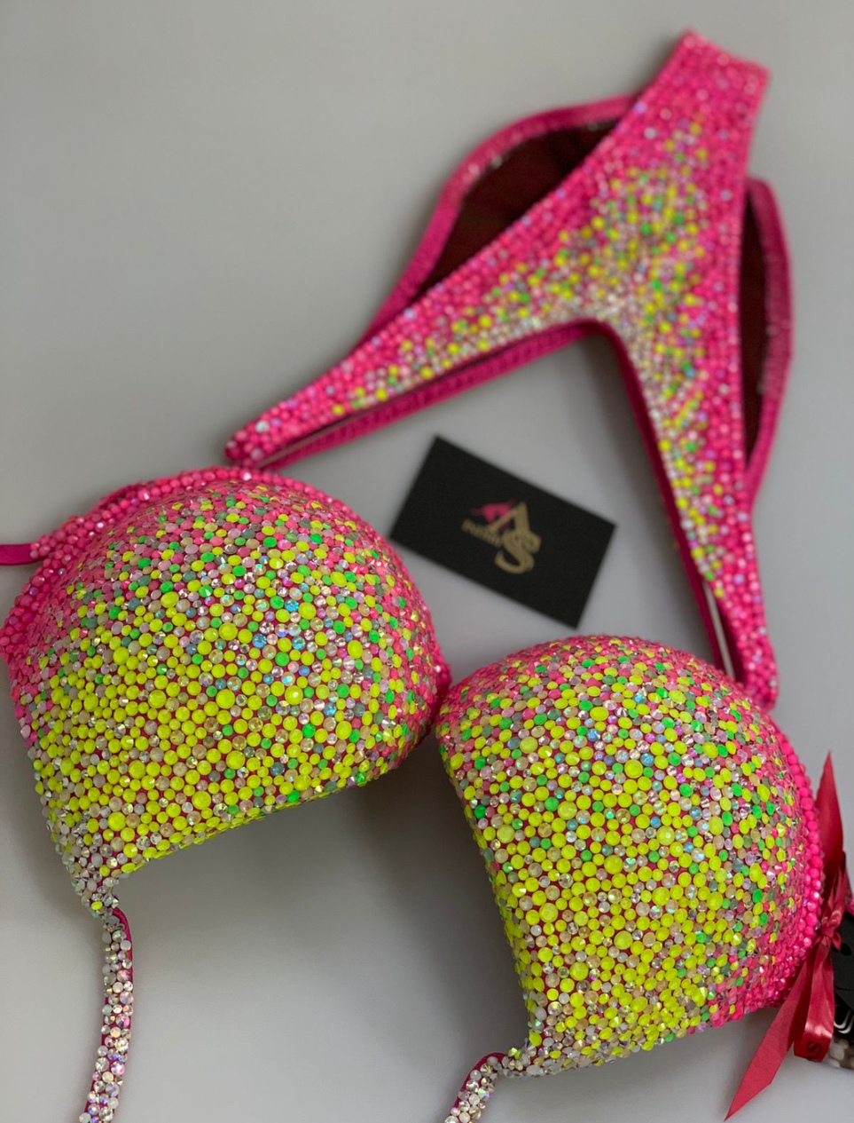 img_0775_2000x2000_584 Махаон — изображение 1