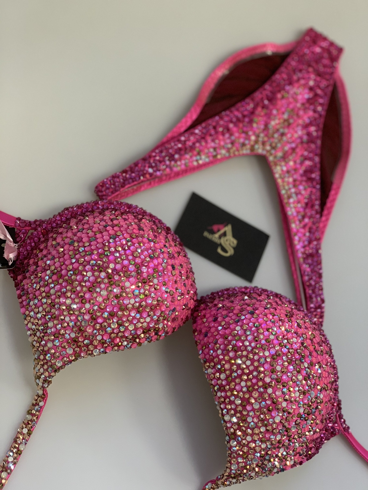 img_2985-1_2000x2000_436 Дикая орхидея — изображение 1