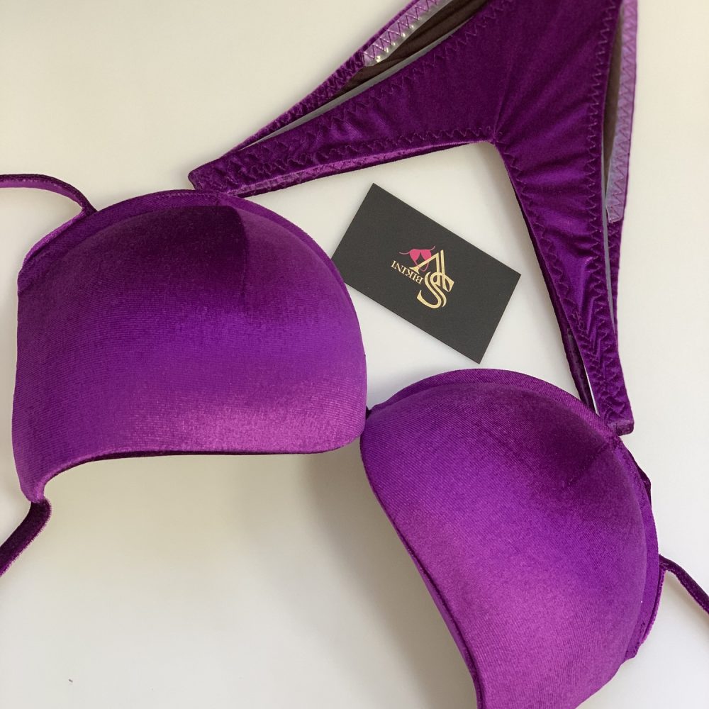 База из фиолетового бархата глосс